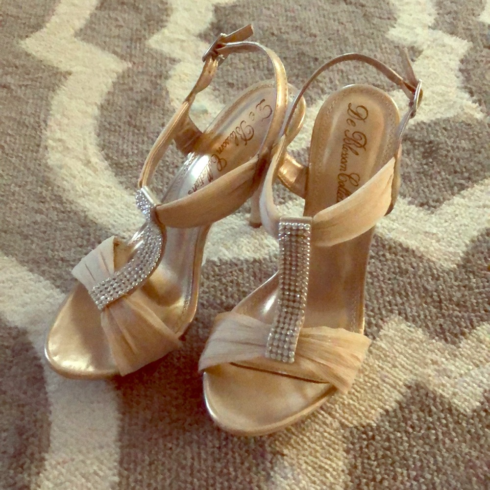 Del blossom heels never worn great conduction